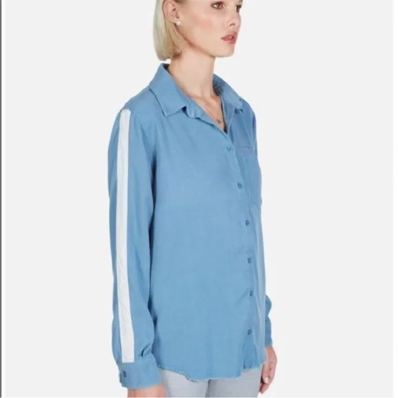 Lauren Moshi Lips Top - Picture 6 of 9